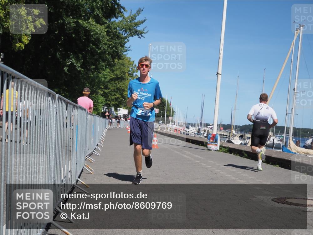 17.08.2025 - KN Förde Triathlon 2025 KatJ http://msf.ph/oto/8609769 17.08.2025 14:01:19 Laufen 478, 492 meine-sportfotos.de