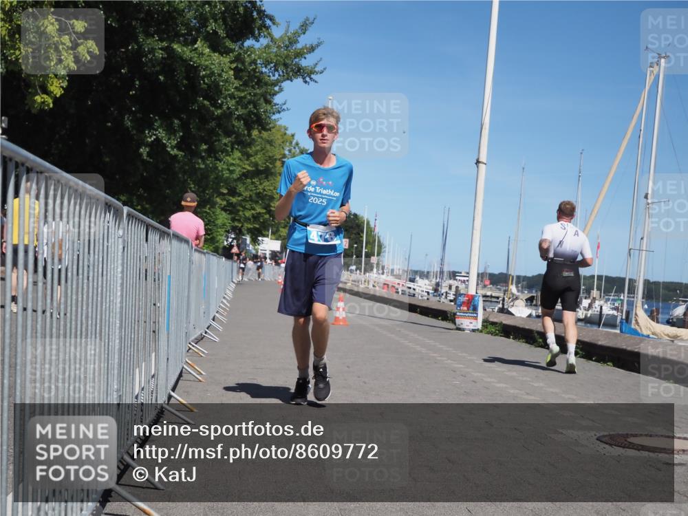 17.08.2025 - KN Förde Triathlon 2025 KatJ http://msf.ph/oto/8609772 17.08.2025 14:01:19 Laufen 478, 492 meine-sportfotos.de