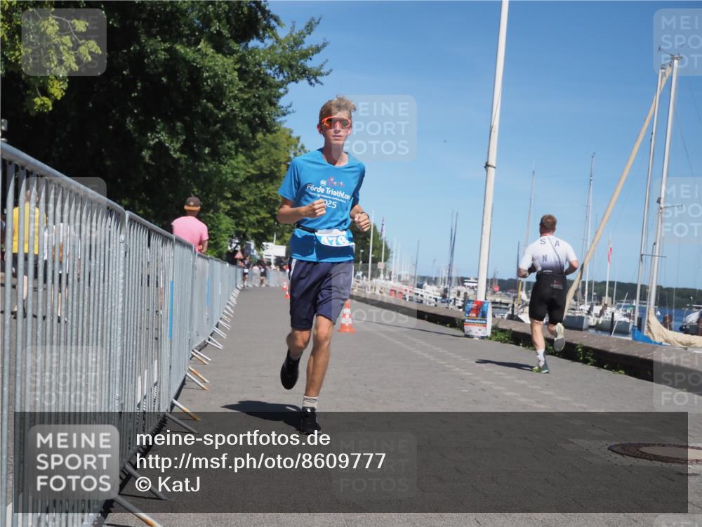 17.08.2025 - KN Förde Triathlon 2025 KatJ http://msf.ph/oto/8609777 17.08.2025 14:01:19 Laufen 478, 492 meine-sportfotos.de