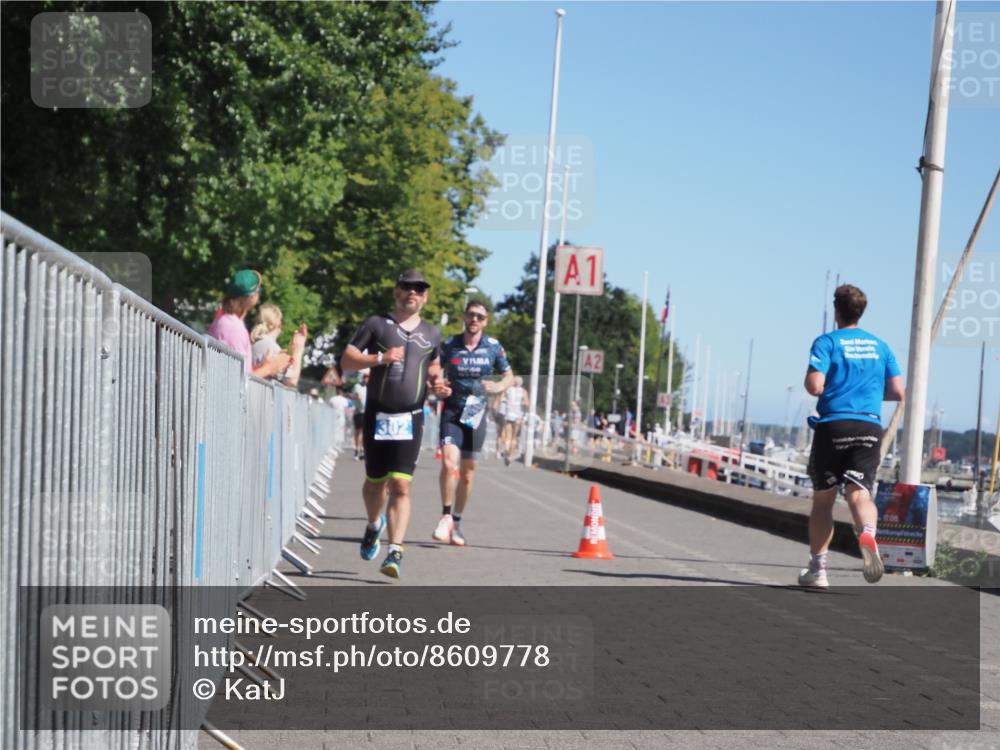 17.08.2025 - KN Förde Triathlon 2025 KatJ http://msf.ph/oto/8609778 17.08.2025 12:04:36 Laufen 302, 330, 334 meine-sportfotos.de