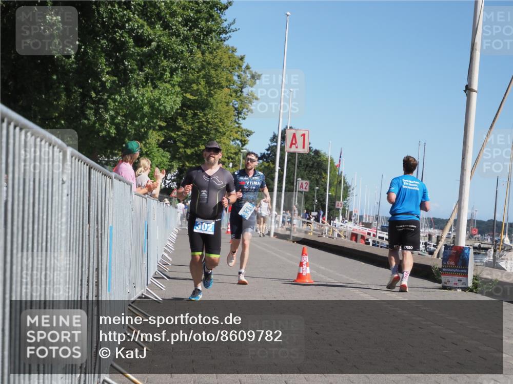 17.08.2025 - KN Förde Triathlon 2025 KatJ http://msf.ph/oto/8609782 17.08.2025 12:04:36 Laufen 302, 330, 334 meine-sportfotos.de