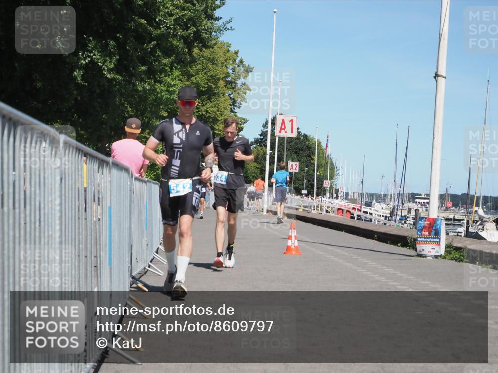 17.08.2025 - KN Förde Triathlon 2025 KatJ http://msf.ph/oto/8609797 17.08.2025 14:01:38 Laufen 534, 542 meine-sportfotos.de