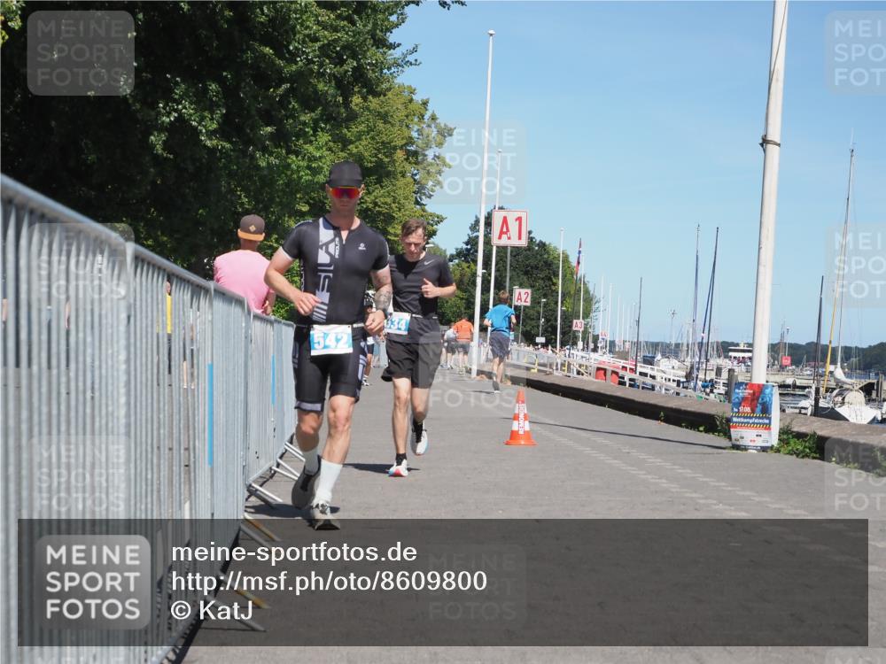 17.08.2025 - KN Förde Triathlon 2025 KatJ http://msf.ph/oto/8609800 17.08.2025 14:01:38 Laufen 534, 542 meine-sportfotos.de