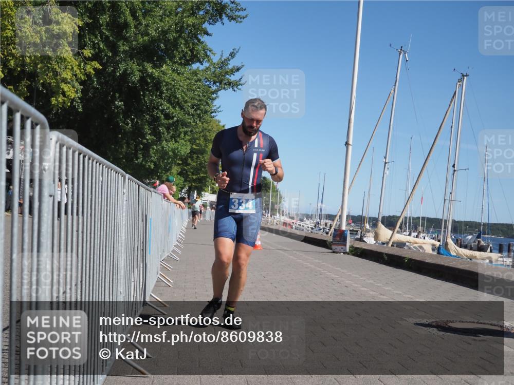 17.08.2025 - KN Förde Triathlon 2025 KatJ http://msf.ph/oto/8609838 17.08.2025 12:04:43 Laufen 330, 334 meine-sportfotos.de