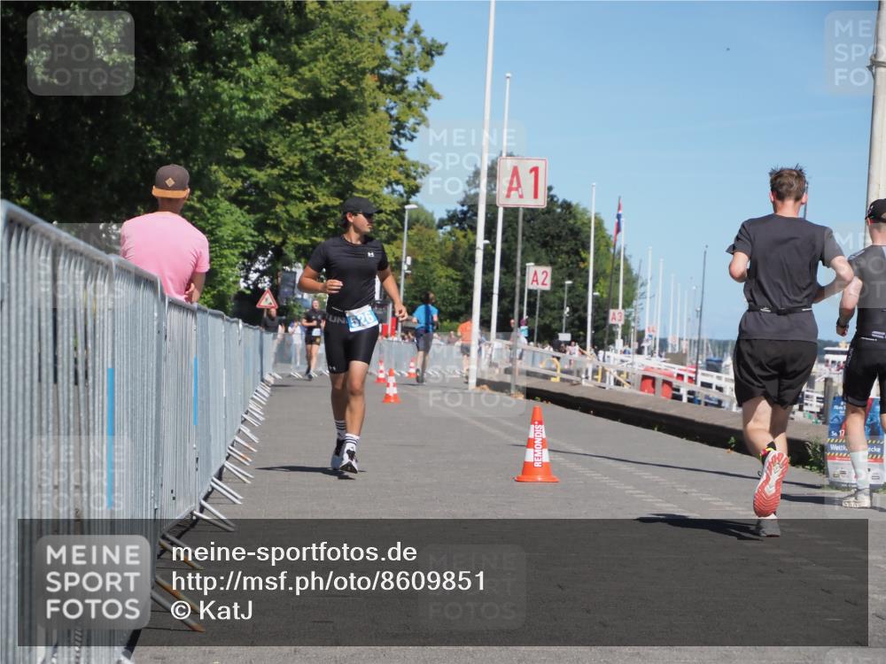 17.08.2025 - KN Förde Triathlon 2025 KatJ http://msf.ph/oto/8609851 17.08.2025 14:01:47 Laufen 526 meine-sportfotos.de