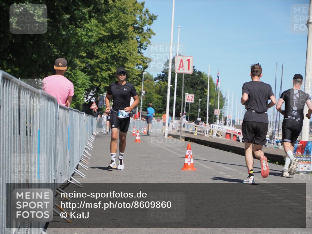 17.08.2025 - KN Förde Triathlon 2025 KatJ http://msf.ph/oto/8609860 17.08.2025 14:01:47 Laufen 526 meine-sportfotos.de