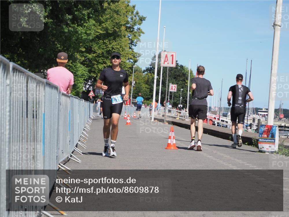 17.08.2025 - KN Förde Triathlon 2025 KatJ http://msf.ph/oto/8609878 17.08.2025 14:01:49 Laufen 526 meine-sportfotos.de