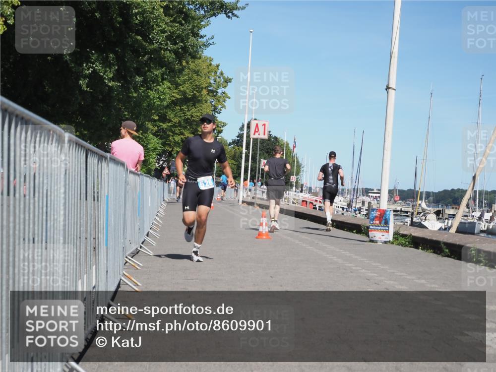 17.08.2025 - KN Förde Triathlon 2025 KatJ http://msf.ph/oto/8609901 17.08.2025 14:01:50 Laufen 526 meine-sportfotos.de