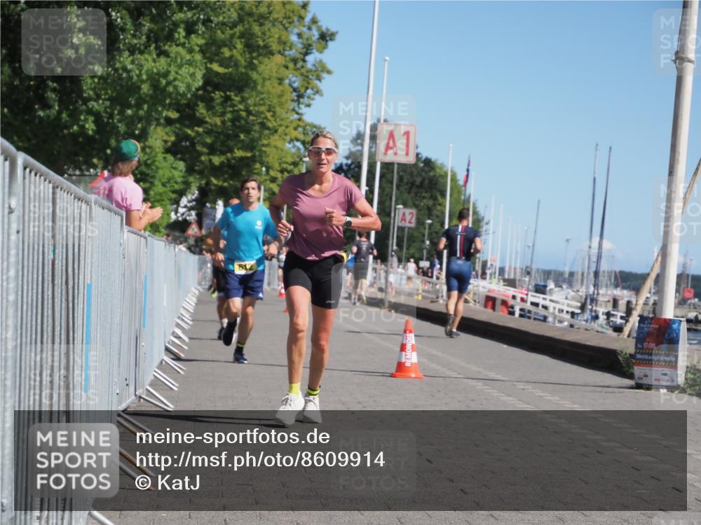 17.08.2025 - KN Förde Triathlon 2025 KatJ http://msf.ph/oto/8609914 17.08.2025 12:05:00 Laufen 297, 612, 613, 618 meine-sportfotos.de
