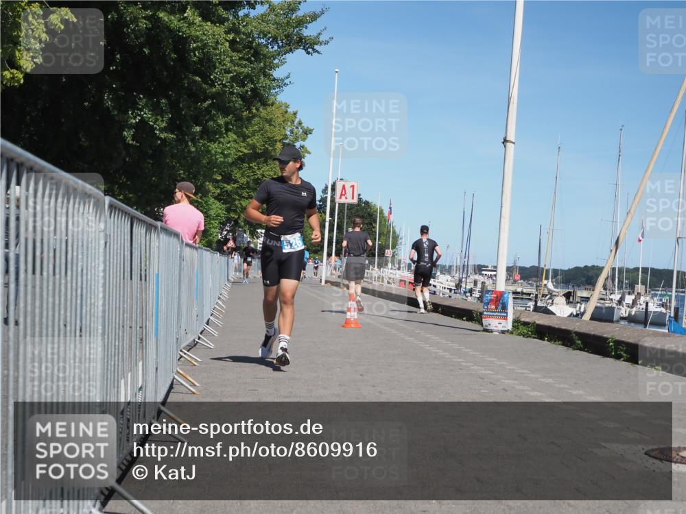 17.08.2025 - KN Förde Triathlon 2025 KatJ http://msf.ph/oto/8609916 17.08.2025 14:01:50 Laufen 526 meine-sportfotos.de