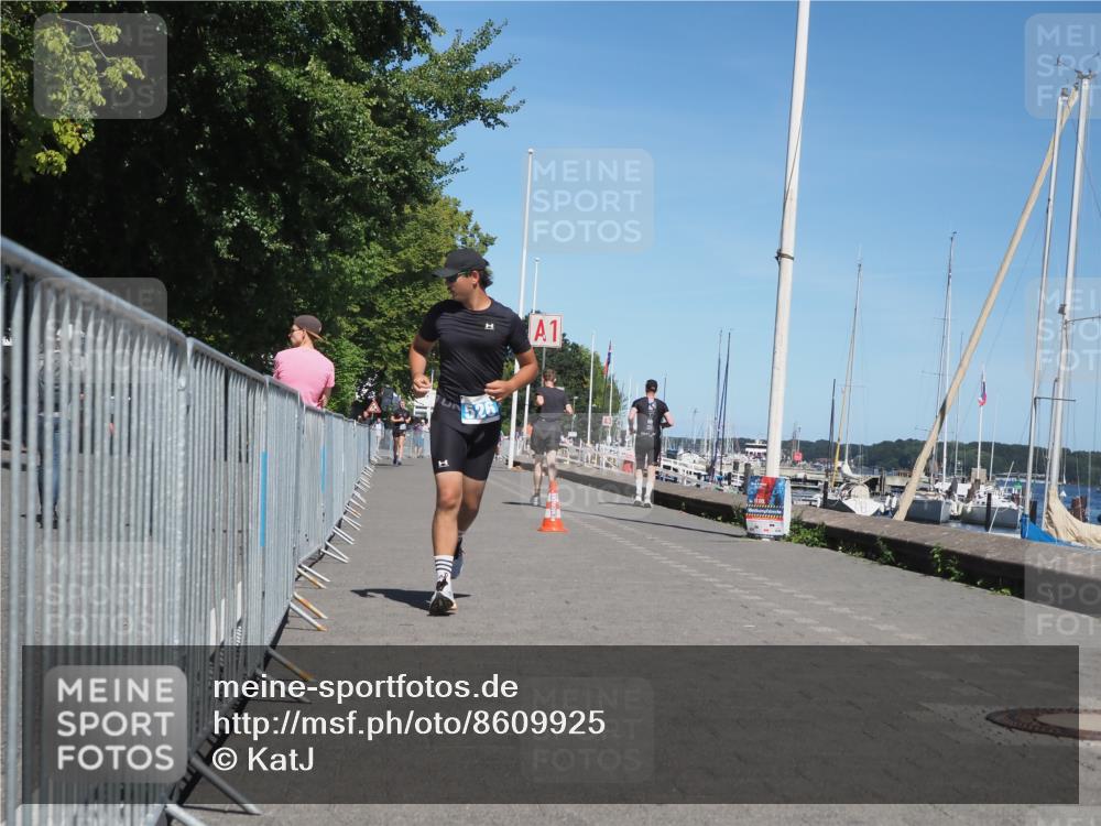 17.08.2025 - KN Förde Triathlon 2025 KatJ http://msf.ph/oto/8609925 17.08.2025 14:01:51 Laufen 526 meine-sportfotos.de