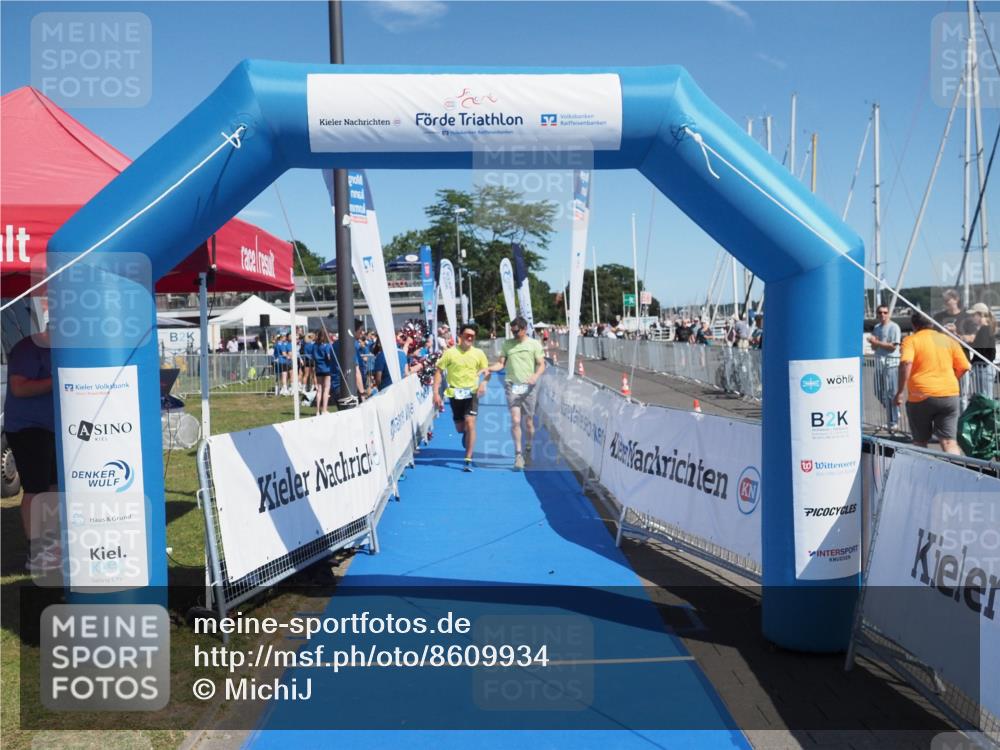 17.08.2025 - KN Förde Triathlon 2025 MichiJ http://msf.ph/oto/8609934 17.08.2025 12:38:18 Laufen 385 meine-sportfotos.de