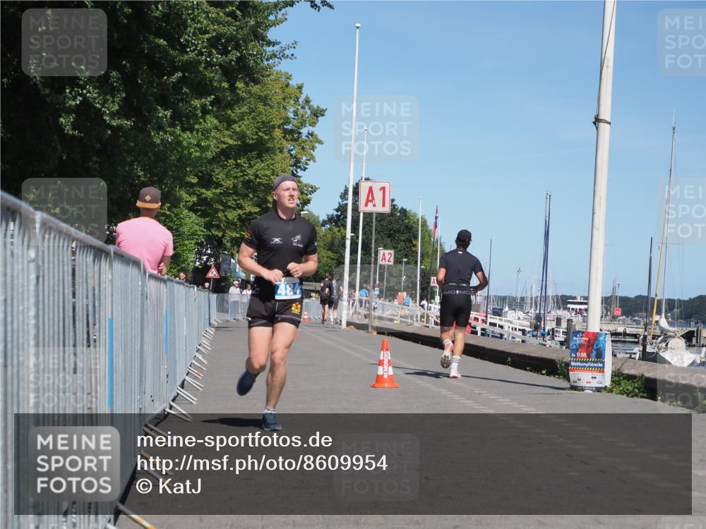 17.08.2025 - KN Förde Triathlon 2025 KatJ http://msf.ph/oto/8609954 17.08.2025 14:02:03 Laufen 484 meine-sportfotos.de