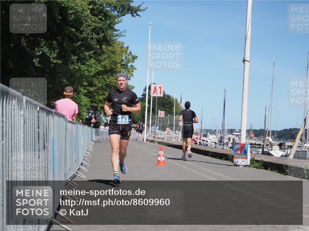 17.08.2025 - KN Förde Triathlon 2025 KatJ http://msf.ph/oto/8609960 17.08.2025 14:02:04 Laufen 484 meine-sportfotos.de