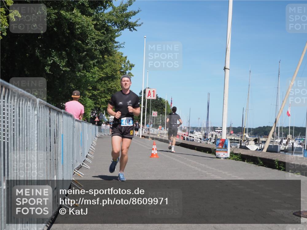 17.08.2025 - KN Förde Triathlon 2025 KatJ http://msf.ph/oto/8609971 17.08.2025 14:02:04 Laufen 484 meine-sportfotos.de