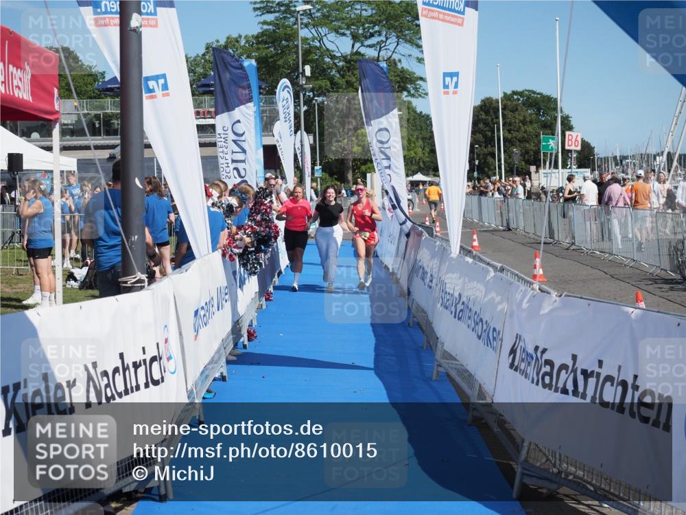 17.08.2025 - KN Förde Triathlon 2025 MichiJ http://msf.ph/oto/8610015 17.08.2025 12:38:50 Laufen  meine-sportfotos.de