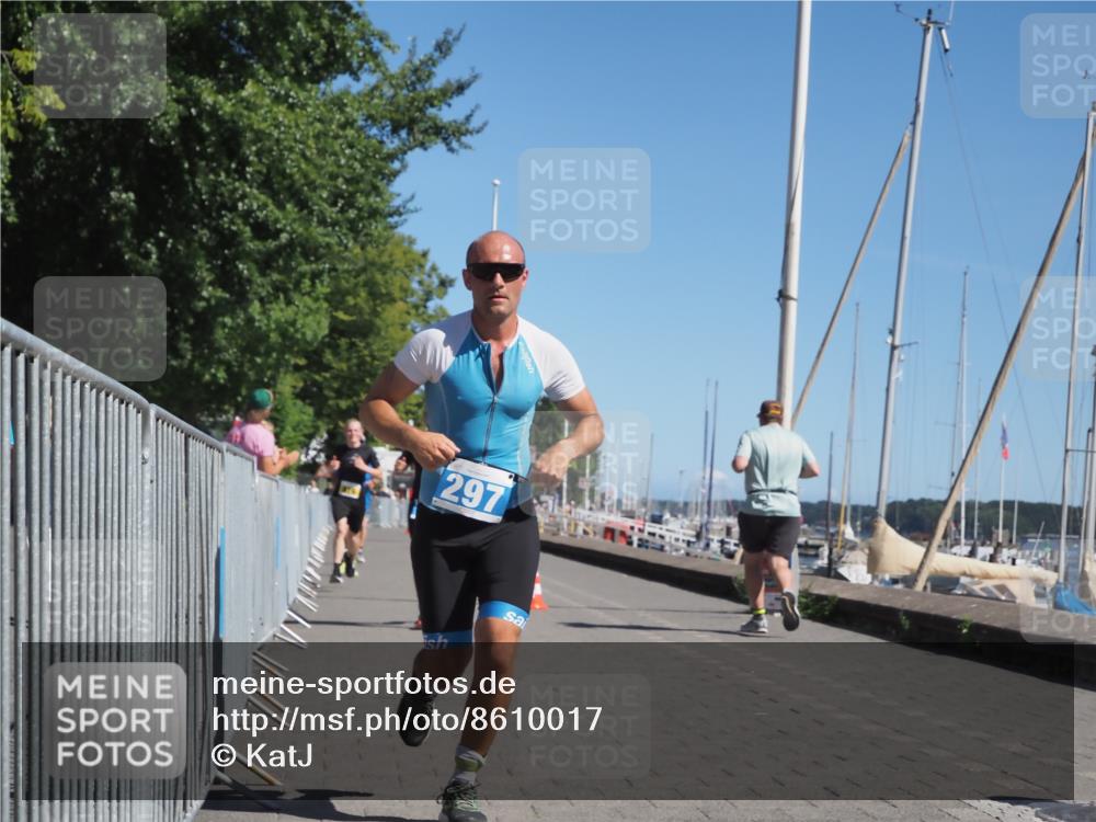 17.08.2025 - KN Förde Triathlon 2025 KatJ http://msf.ph/oto/8610017 17.08.2025 12:05:07 Laufen 297, 348, 374, 609, 612, 616 meine-sportfotos.de