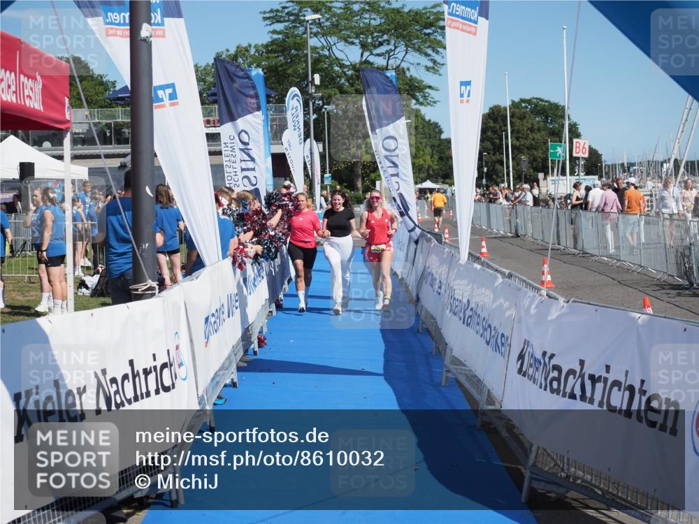 17.08.2025 - KN Förde Triathlon 2025 MichiJ http://msf.ph/oto/8610032 17.08.2025 12:38:51 Laufen  meine-sportfotos.de