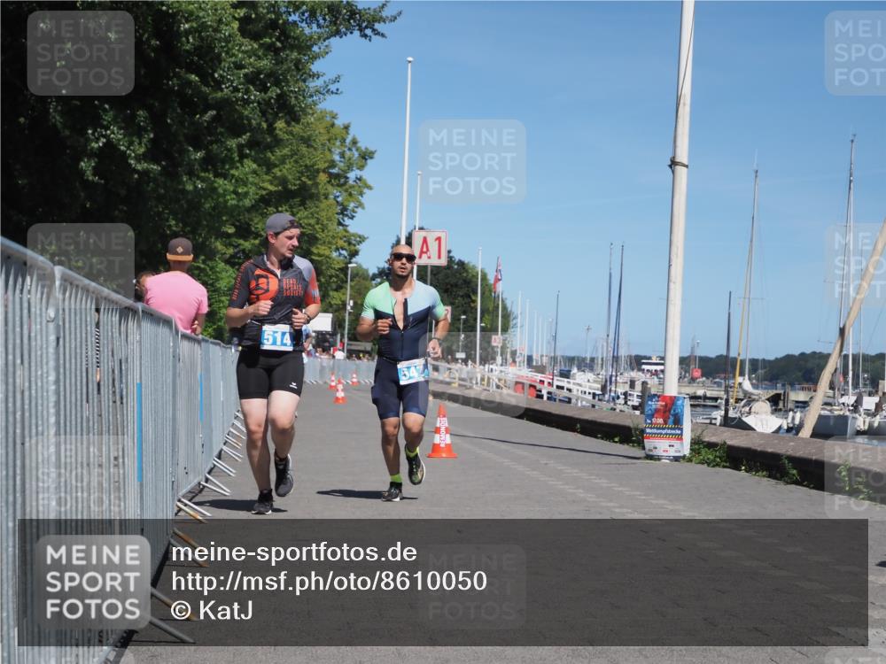17.08.2025 - KN Förde Triathlon 2025 KatJ http://msf.ph/oto/8610050 17.08.2025 14:02:39 Laufen 514, 547 meine-sportfotos.de