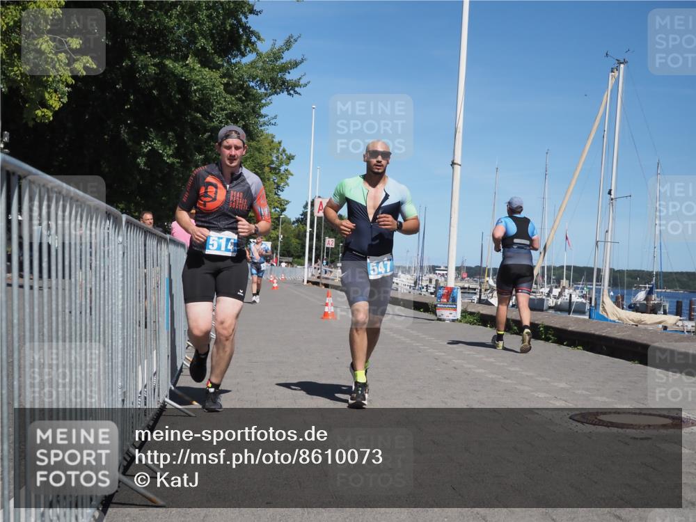 17.08.2025 - KN Förde Triathlon 2025 KatJ http://msf.ph/oto/8610073 17.08.2025 14:02:40 Laufen 514, 539, 547 meine-sportfotos.de