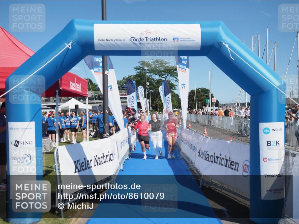 17.08.2025 - KN Förde Triathlon 2025 MichiJ http://msf.ph/oto/8610079 17.08.2025 12:38:54 Laufen 606 meine-sportfotos.de