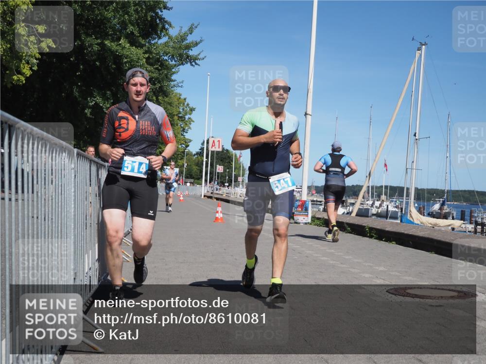 17.08.2025 - KN Förde Triathlon 2025 KatJ http://msf.ph/oto/8610081 17.08.2025 14:02:41 Laufen 514, 539, 547 meine-sportfotos.de