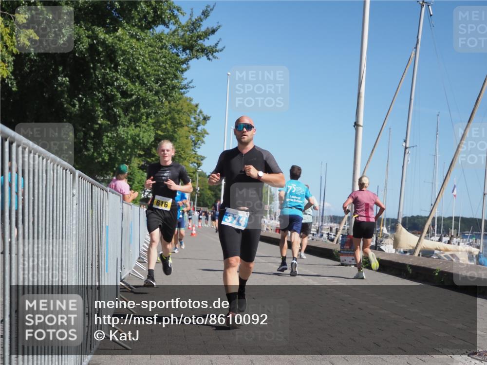 17.08.2025 - KN Förde Triathlon 2025 KatJ http://msf.ph/oto/8610092 17.08.2025 12:05:09 Laufen 297, 348, 374, 609, 616 meine-sportfotos.de