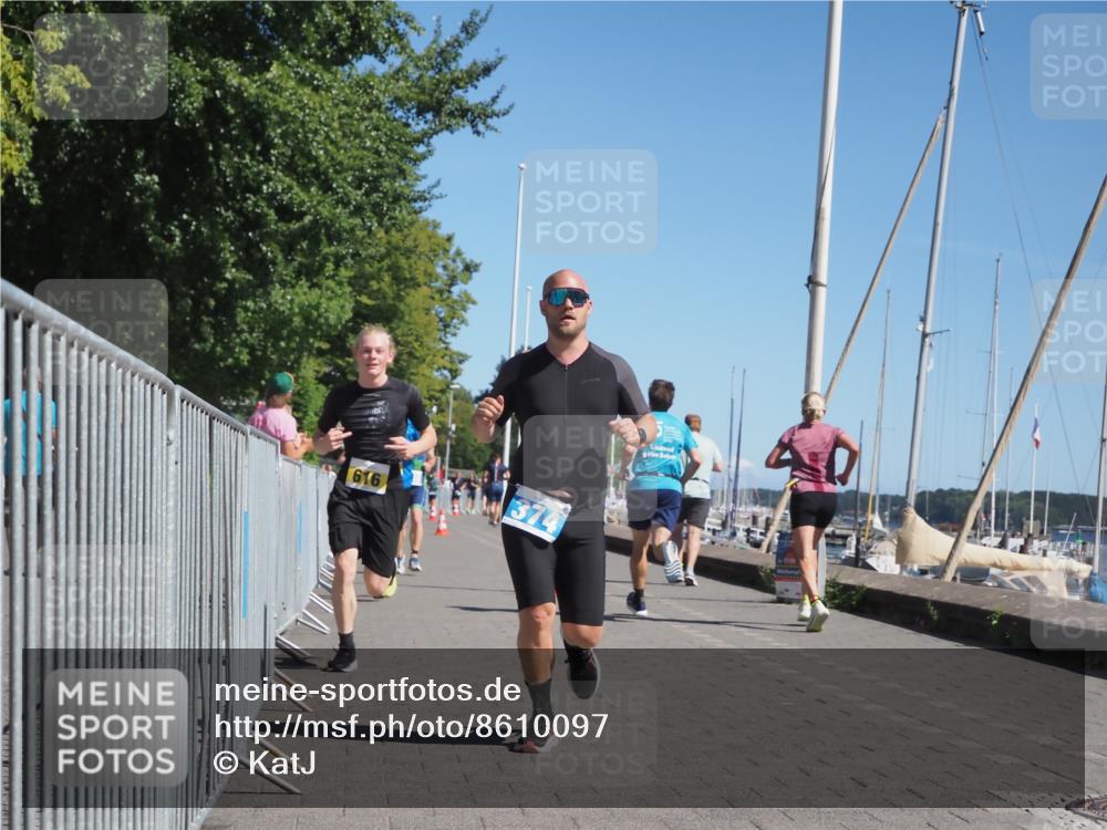 17.08.2025 - KN Förde Triathlon 2025 KatJ http://msf.ph/oto/8610097 17.08.2025 12:05:10 Laufen 297, 348, 374, 609, 616 meine-sportfotos.de