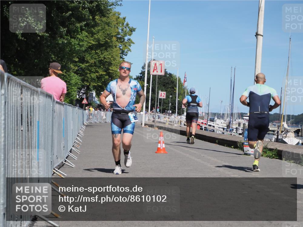 17.08.2025 - KN Förde Triathlon 2025 KatJ http://msf.ph/oto/8610102 17.08.2025 14:02:46 Laufen 539 meine-sportfotos.de