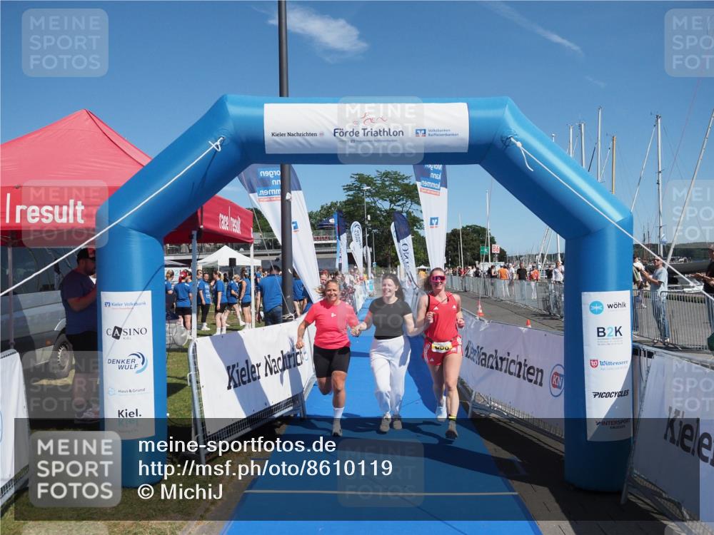 17.08.2025 - KN Förde Triathlon 2025 MichiJ http://msf.ph/oto/8610119 17.08.2025 12:38:56 Laufen 606 meine-sportfotos.de