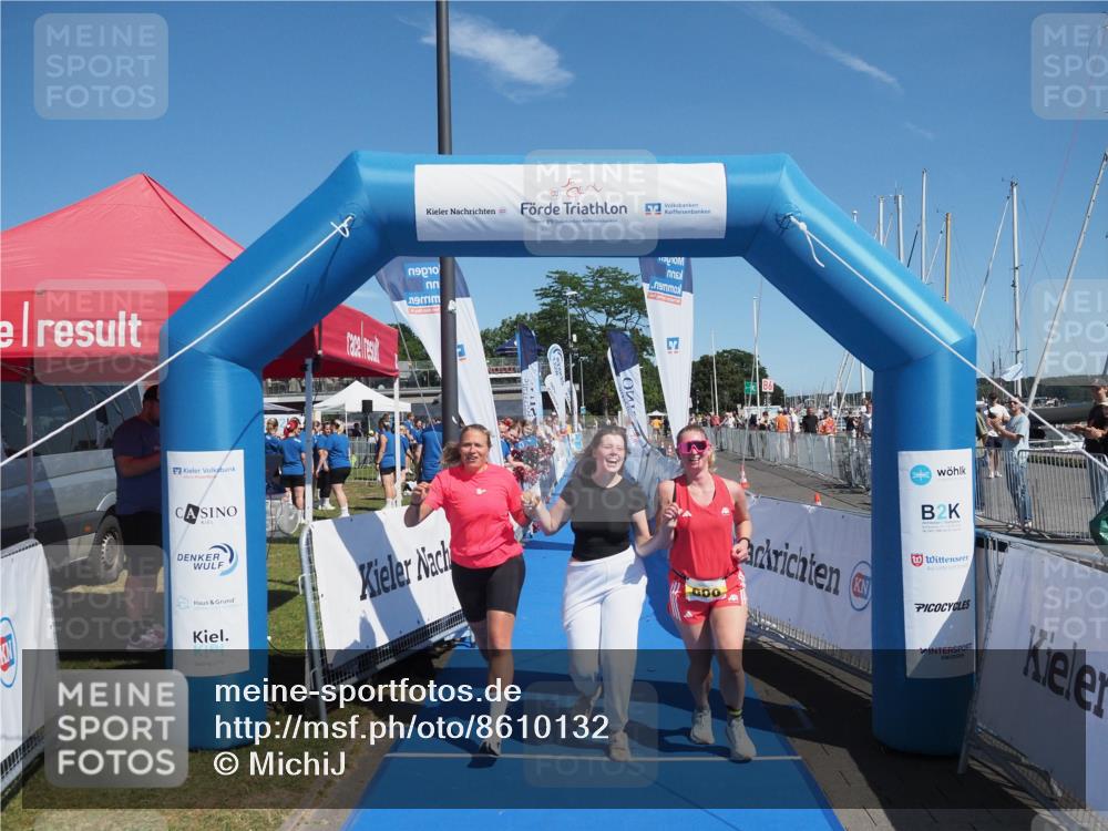 17.08.2025 - KN Förde Triathlon 2025 MichiJ http://msf.ph/oto/8610132 17.08.2025 12:38:56 Laufen 606 meine-sportfotos.de