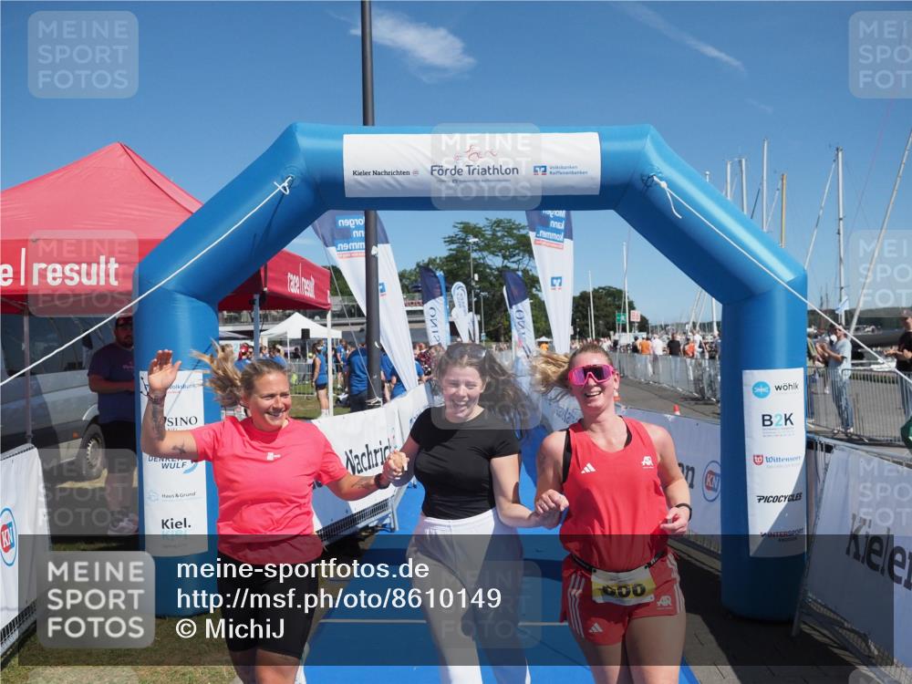 17.08.2025 - KN Förde Triathlon 2025 MichiJ http://msf.ph/oto/8610149 17.08.2025 12:38:57 Laufen 606 meine-sportfotos.de