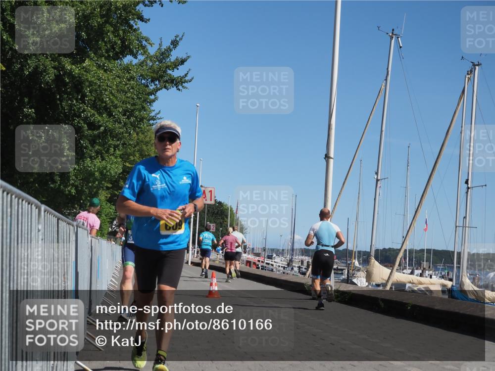 17.08.2025 - KN Förde Triathlon 2025 KatJ http://msf.ph/oto/8610166 17.08.2025 12:05:14 Laufen 348, 374, 609, 616 meine-sportfotos.de