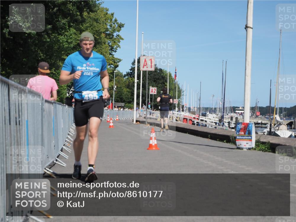 17.08.2025 - KN Förde Triathlon 2025 KatJ http://msf.ph/oto/8610177 17.08.2025 14:03:44 Laufen 495 meine-sportfotos.de
