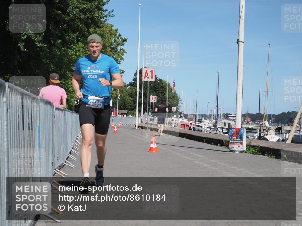 17.08.2025 - KN Förde Triathlon 2025 KatJ http://msf.ph/oto/8610184 17.08.2025 14:03:44 Laufen 495 meine-sportfotos.de