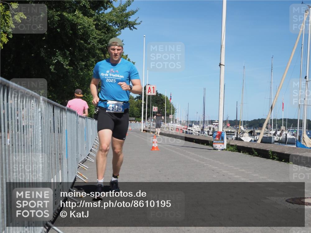 17.08.2025 - KN Förde Triathlon 2025 KatJ http://msf.ph/oto/8610195 17.08.2025 14:03:45 Laufen 495 meine-sportfotos.de