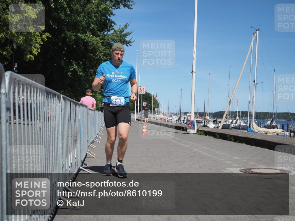 17.08.2025 - KN Förde Triathlon 2025 KatJ http://msf.ph/oto/8610199 17.08.2025 14:03:46 Laufen 495 meine-sportfotos.de