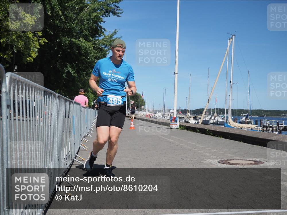 17.08.2025 - KN Förde Triathlon 2025 KatJ http://msf.ph/oto/8610204 17.08.2025 14:03:46 Laufen 495 meine-sportfotos.de