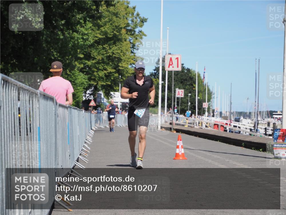 17.08.2025 - KN Förde Triathlon 2025 KatJ http://msf.ph/oto/8610207 17.08.2025 14:04:30 Laufen 496 meine-sportfotos.de