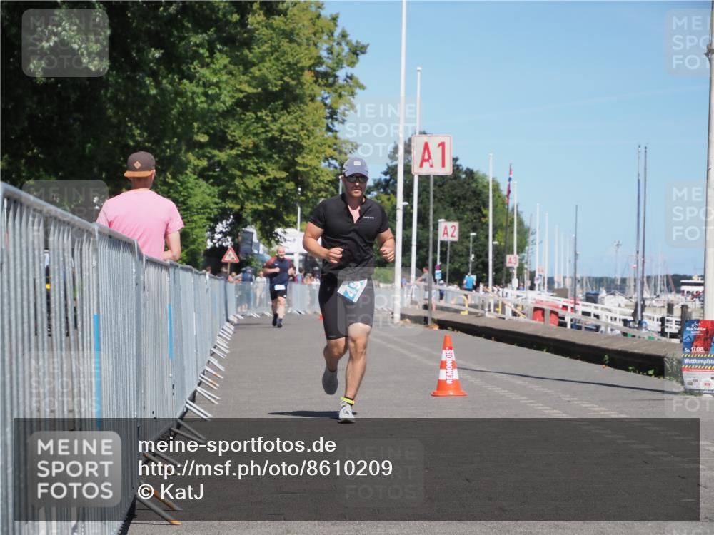 17.08.2025 - KN Förde Triathlon 2025 KatJ http://msf.ph/oto/8610209 17.08.2025 14:04:30 Laufen 496 meine-sportfotos.de