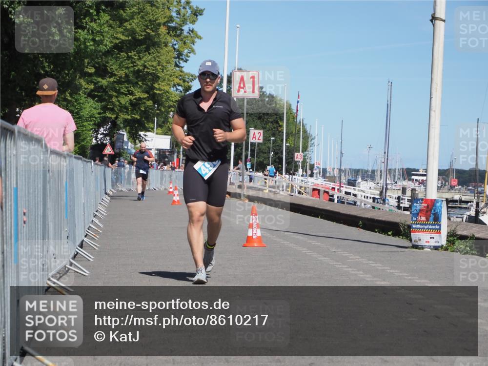 17.08.2025 - KN Förde Triathlon 2025 KatJ http://msf.ph/oto/8610217 17.08.2025 14:04:31 Laufen 496 meine-sportfotos.de