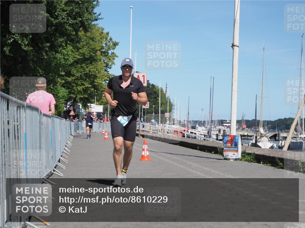 17.08.2025 - KN Förde Triathlon 2025 KatJ http://msf.ph/oto/8610229 17.08.2025 14:04:32 Laufen 496 meine-sportfotos.de