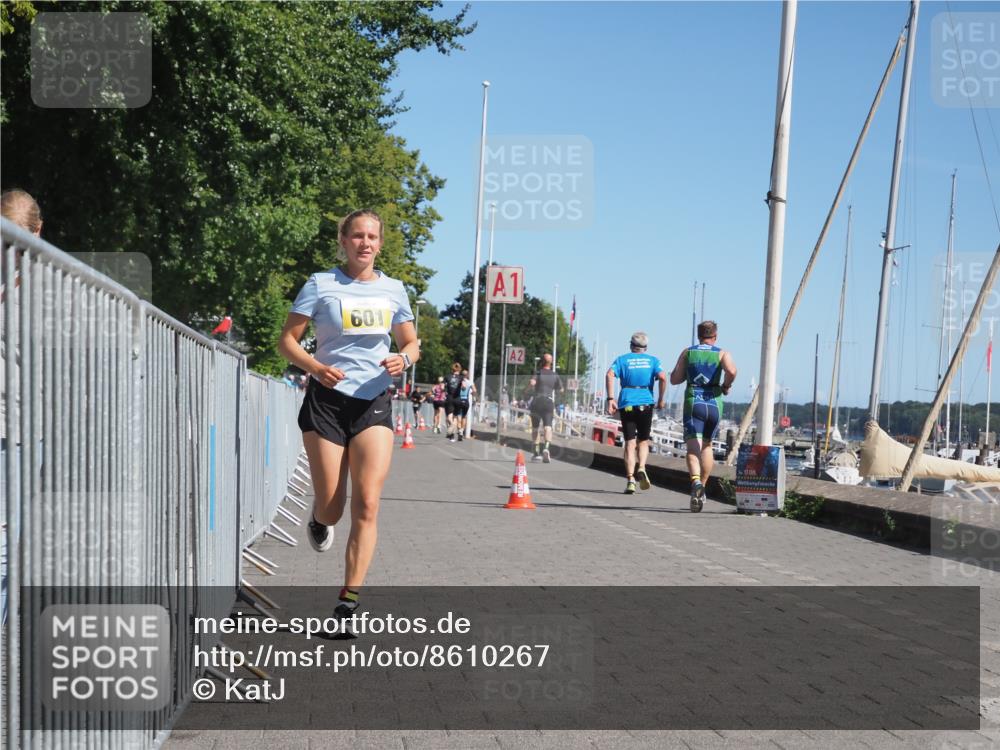 17.08.2025 - KN Förde Triathlon 2025 KatJ http://msf.ph/oto/8610267 17.08.2025 12:05:25 Laufen 601 meine-sportfotos.de