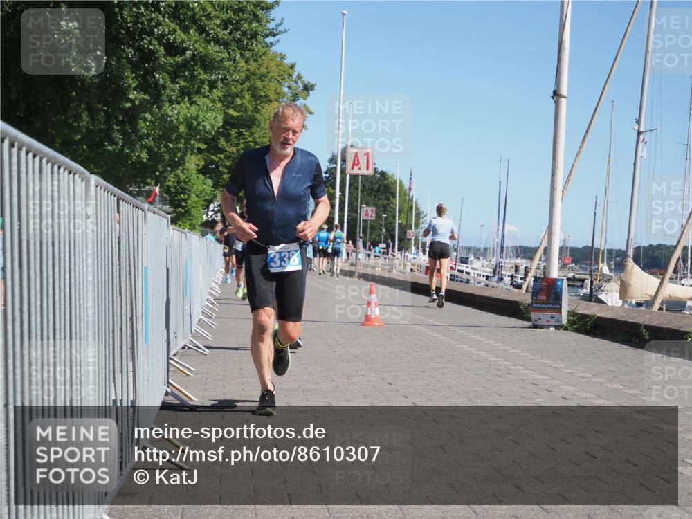 17.08.2025 - KN Förde Triathlon 2025 KatJ http://msf.ph/oto/8610307 17.08.2025 12:05:35 Laufen 288, 311, 338, 635 meine-sportfotos.de