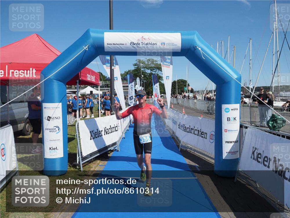 17.08.2025 - KN Förde Triathlon 2025 MichiJ http://msf.ph/oto/8610314 17.08.2025 12:42:31 Laufen 355 meine-sportfotos.de