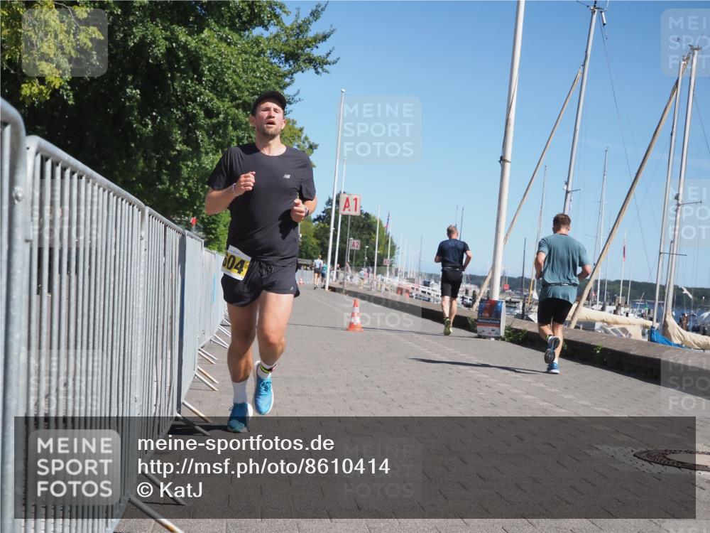 17.08.2025 - KN Förde Triathlon 2025 KatJ http://msf.ph/oto/8610414 17.08.2025 12:05:46 Laufen 288, 604, 624, 635 meine-sportfotos.de