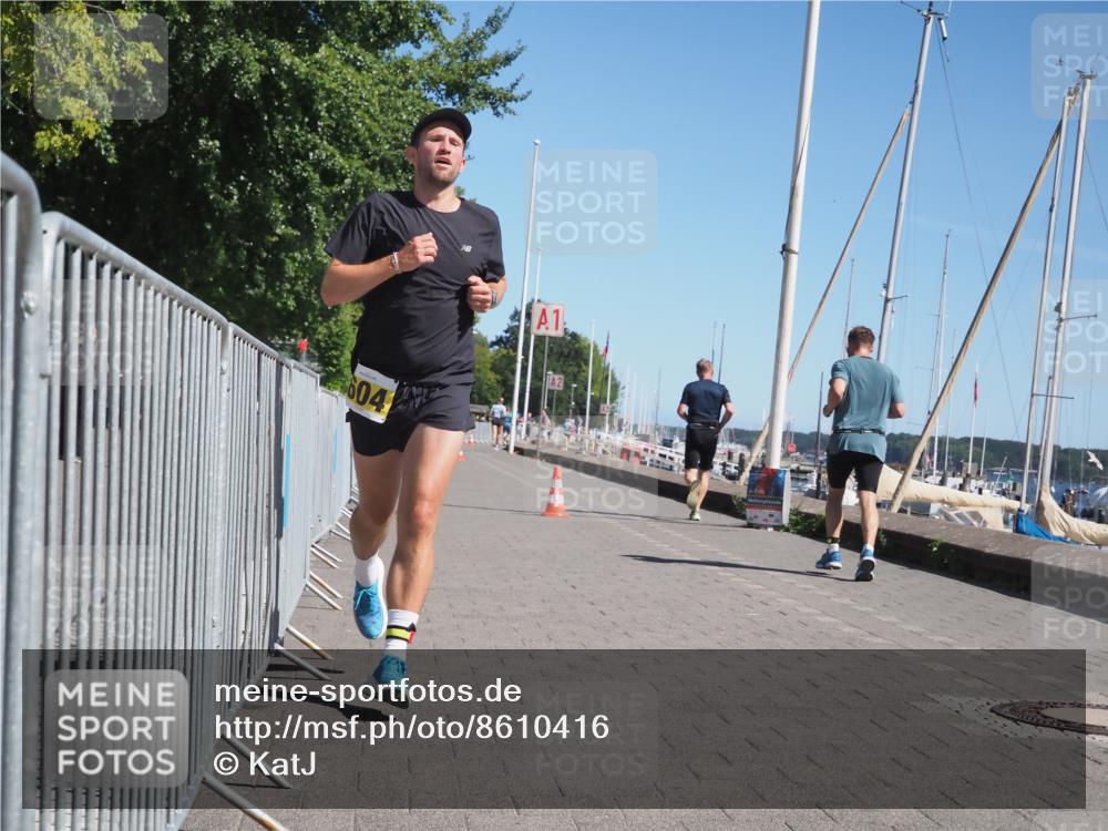 17.08.2025 - KN Förde Triathlon 2025 KatJ http://msf.ph/oto/8610416 17.08.2025 12:05:46 Laufen 288, 604, 624, 635 meine-sportfotos.de