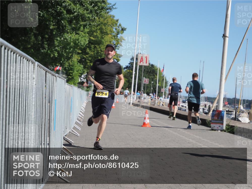 17.08.2025 - KN Förde Triathlon 2025 KatJ http://msf.ph/oto/8610425 17.08.2025 12:05:48 Laufen 604, 624 meine-sportfotos.de