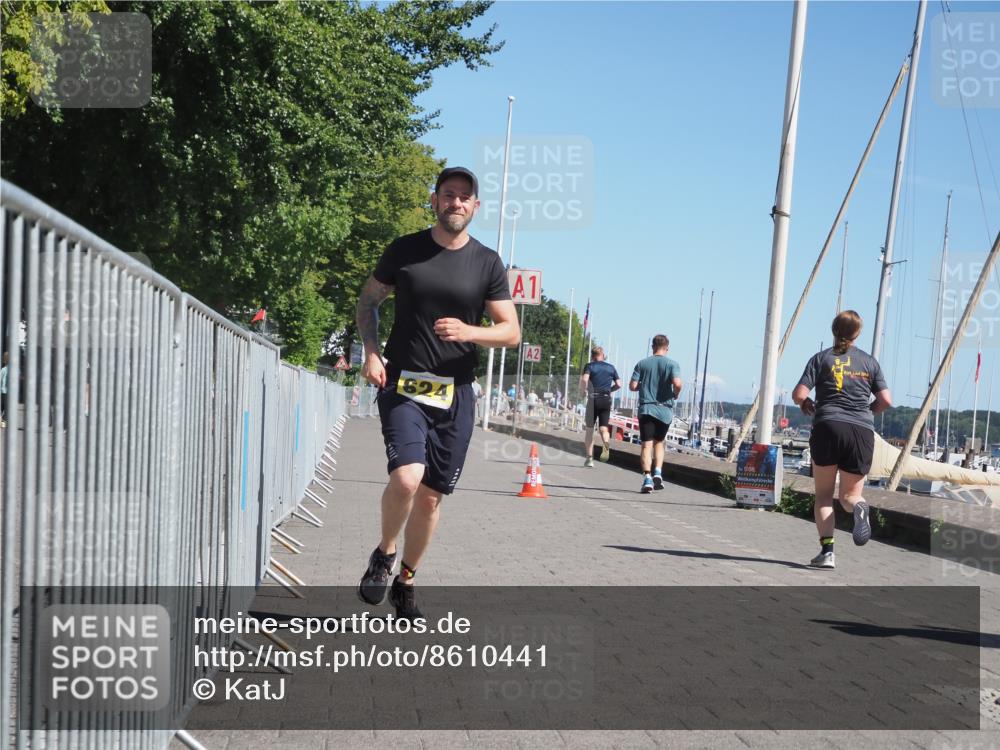 17.08.2025 - KN Förde Triathlon 2025 KatJ http://msf.ph/oto/8610441 17.08.2025 12:05:49 Laufen 604, 624 meine-sportfotos.de