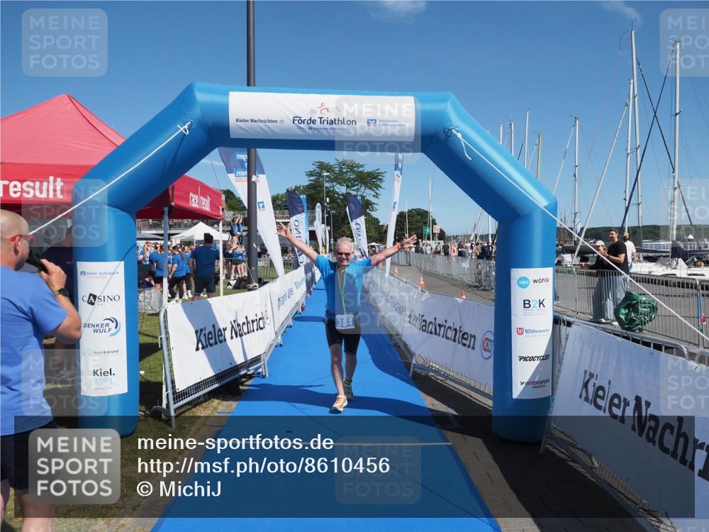 17.08.2025 - KN Förde Triathlon 2025 MichiJ http://msf.ph/oto/8610456 17.08.2025 12:45:39 Laufen 384 meine-sportfotos.de
